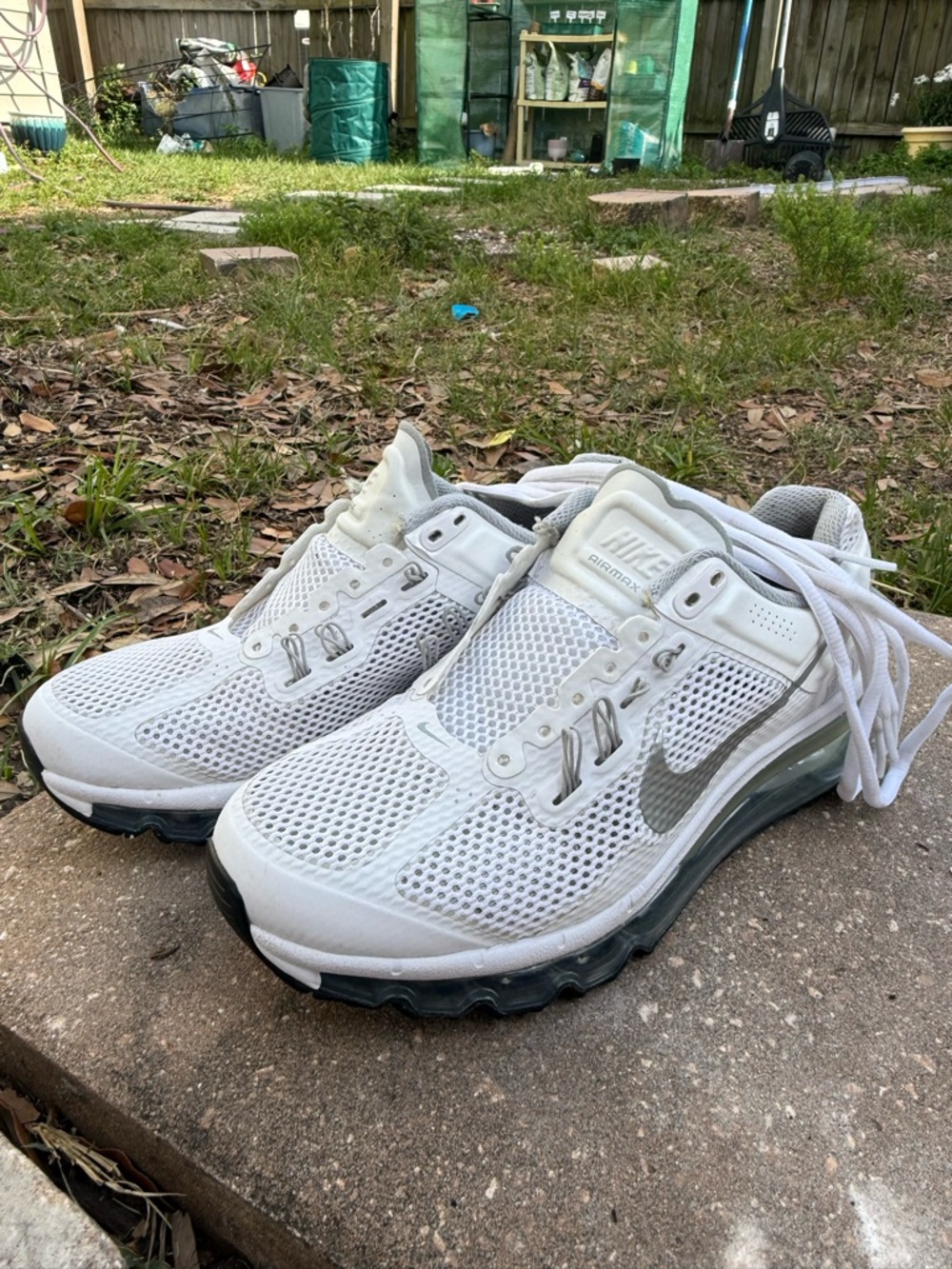 Nike air max shoes